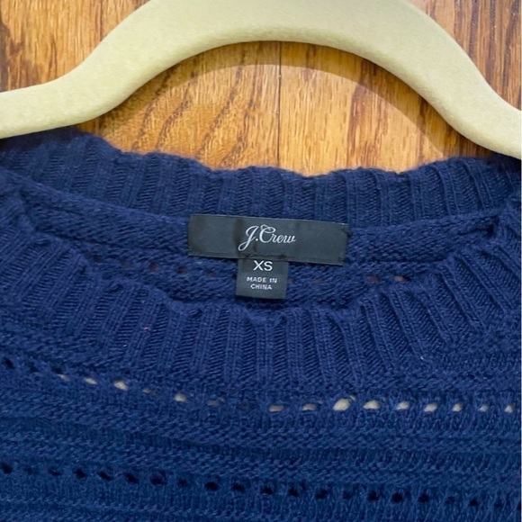 Women’s J. Crew sweater, size: XS. Color: Navy blue. 3/4 length sleeves - Picture 2 of 3